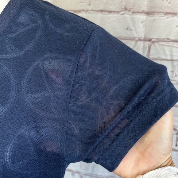 NHL Buffalo Sabres Hockey Short Sleeve V Neck Logo T Shirt Navy Medium - Picture 2 of 8